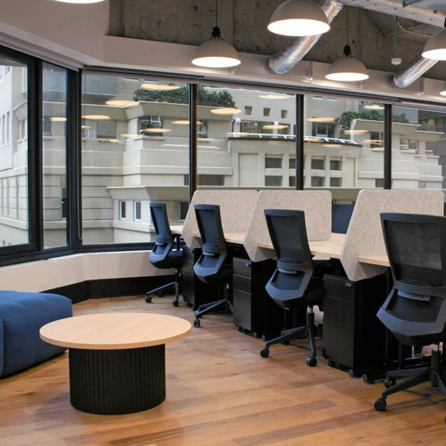 Panneau acoustique séparateur de bureau